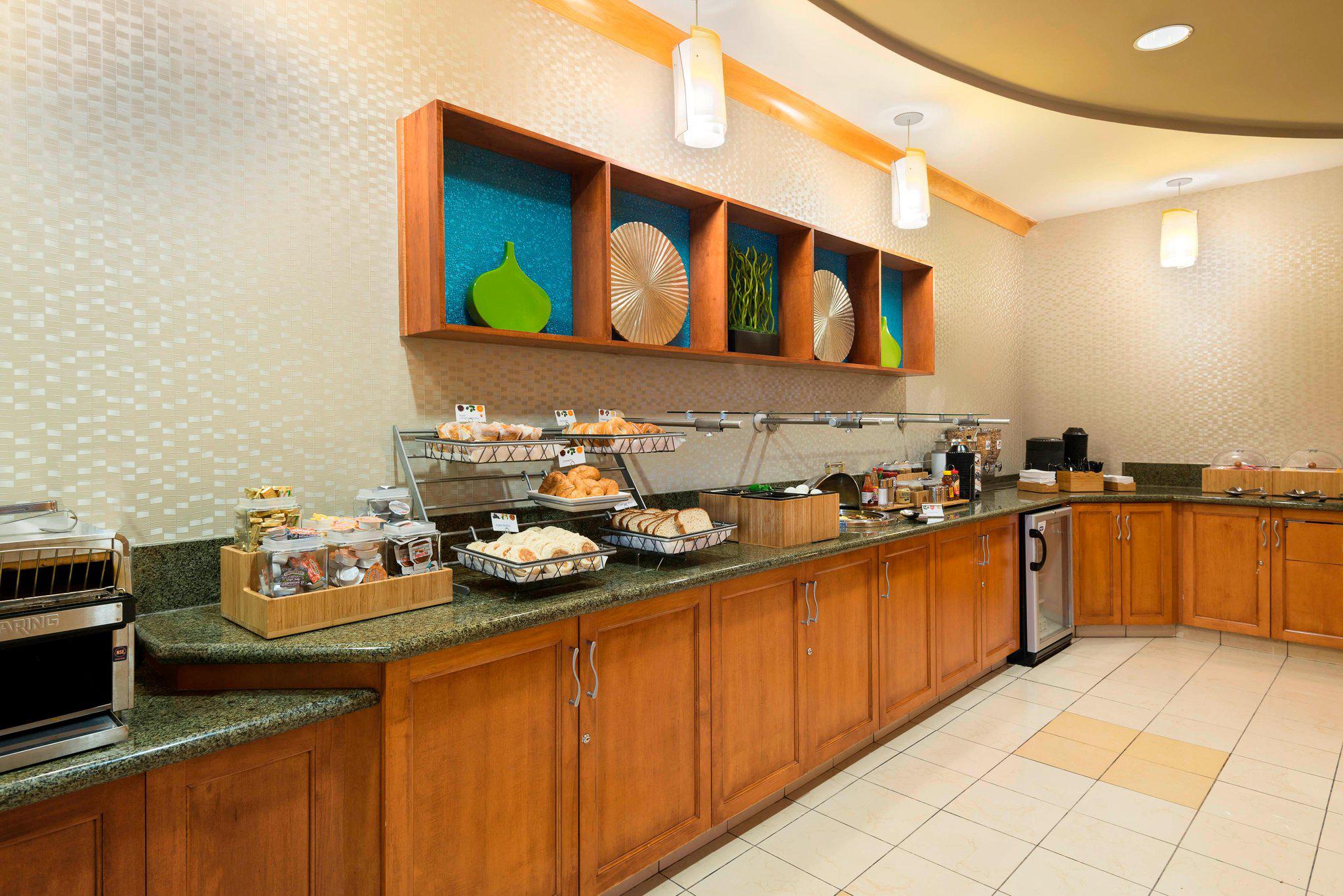 SpringHill Suites by Marriott Fort Myers Airport Photo