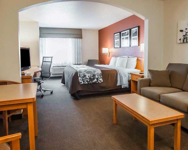 Images Sleep Inn & Suites Lake of the Ozarks