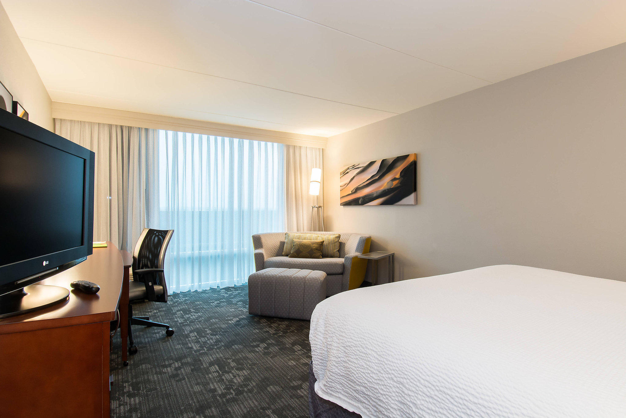 Courtyard by Marriott Columbia Downtown at USC Photo