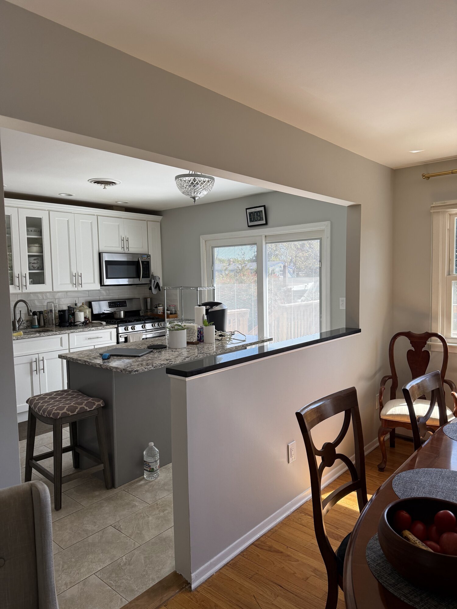 A&amp;E Renovator LLC Logo