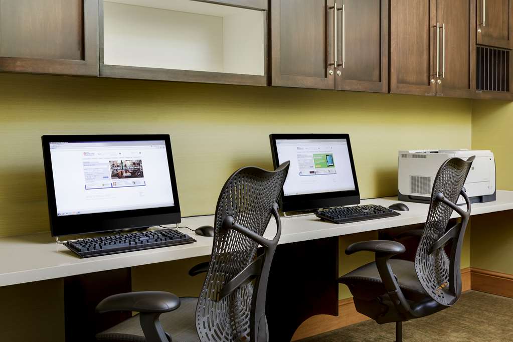 Hilton Garden Inn Manhattan Image