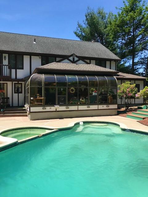 Four Seasons Sunrooms Logo