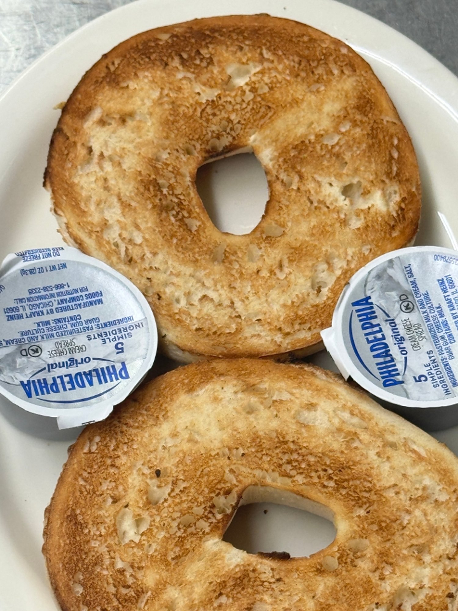 New York Bagel w/Cream Cheese