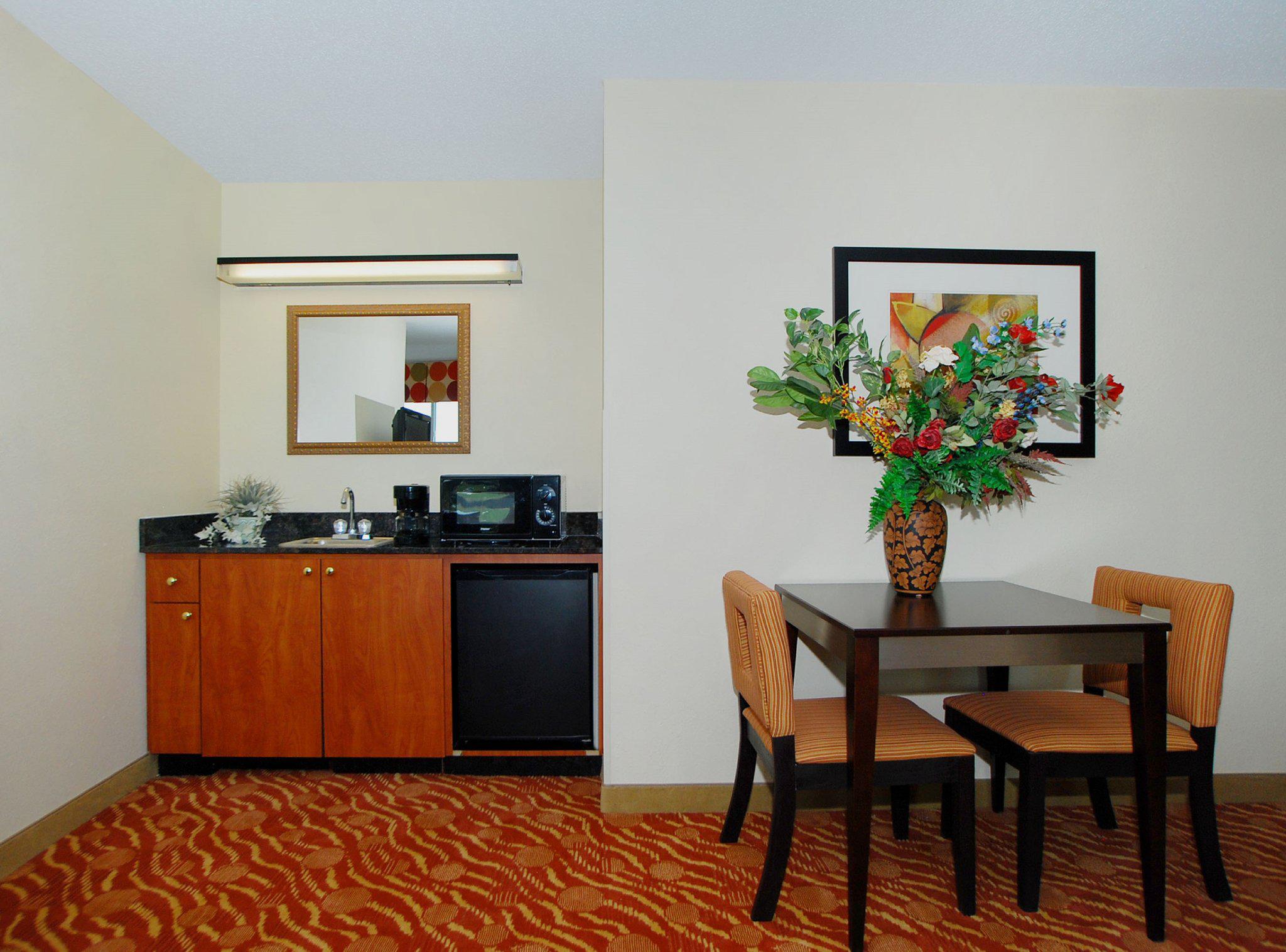 Holiday Inn Express & Suites Anderson-I-85 (Hwy 76, Ex 19B) Photo