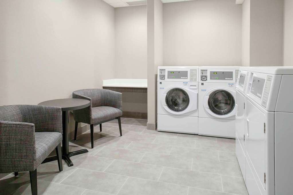 Homewood Suites by Hilton Lansing Eastwood Image