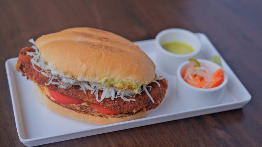 POLLO MILANES TORTA