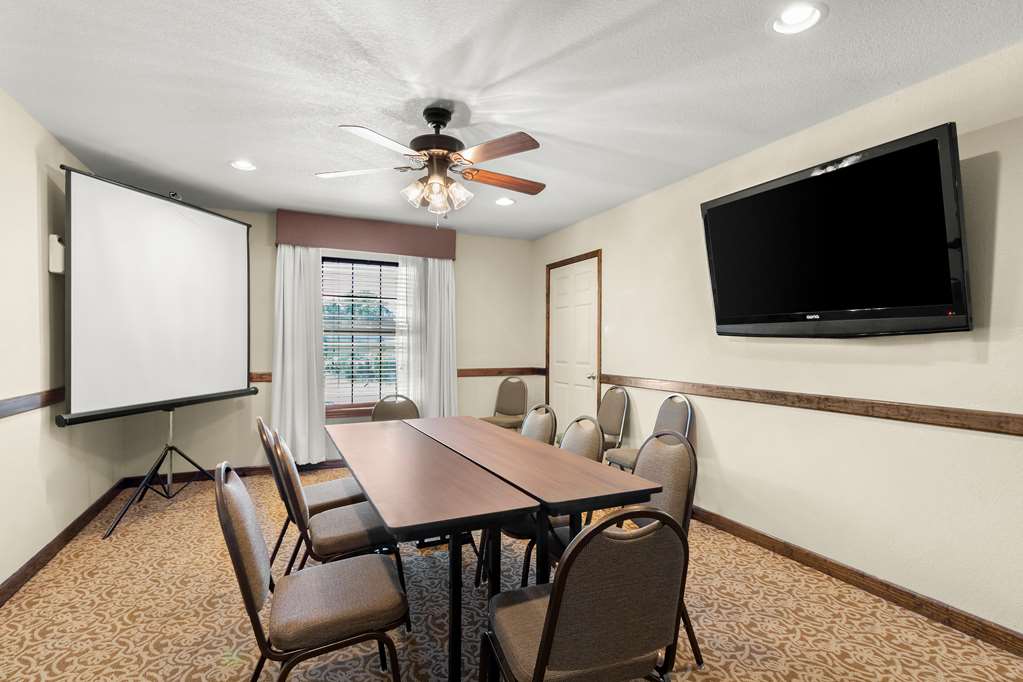 Best Western George West Executive Inn Image