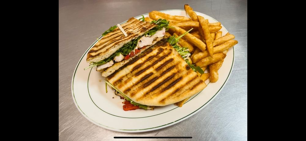 Bella Chicken Panini