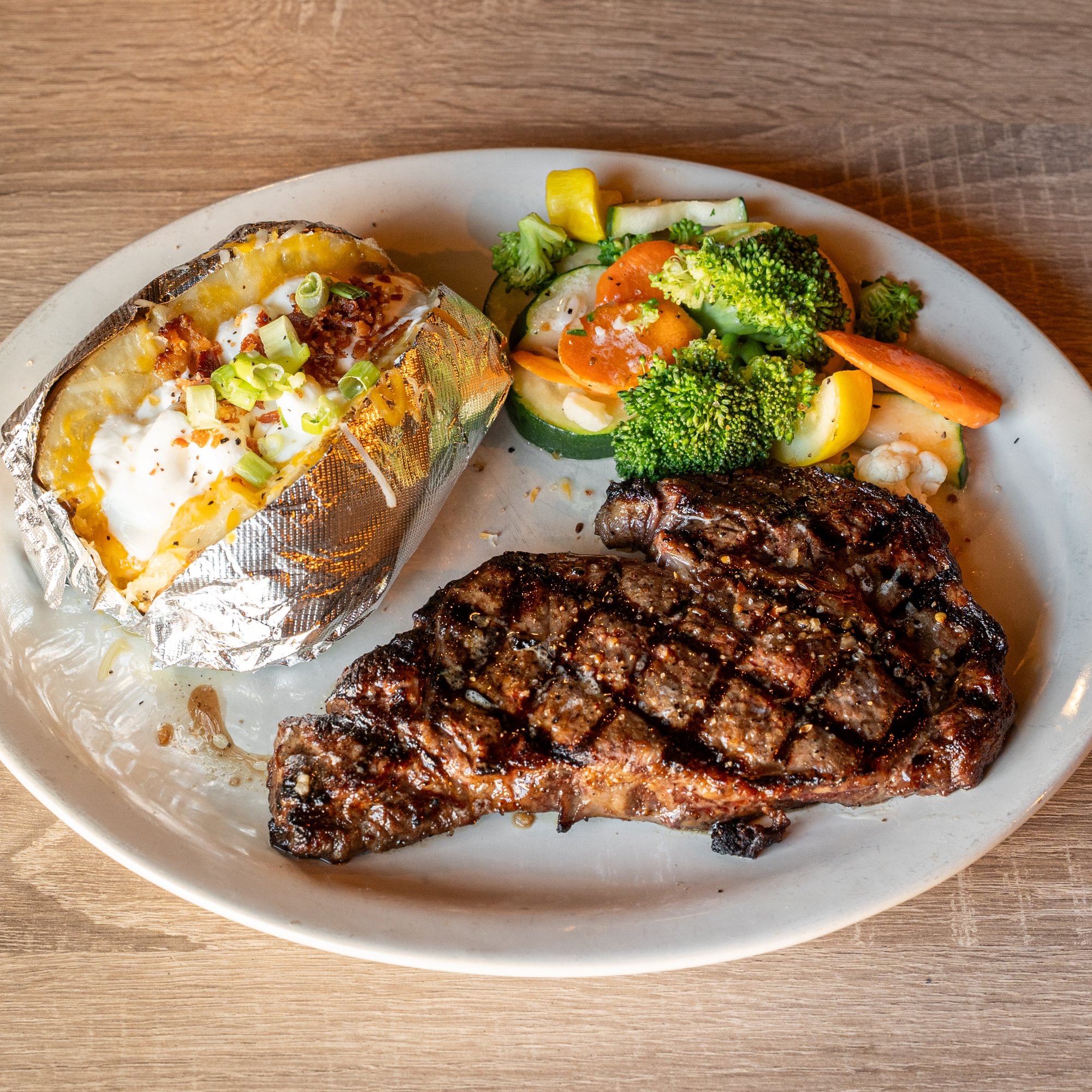 Ribeye Steak Dinner (WEEKDAYS)