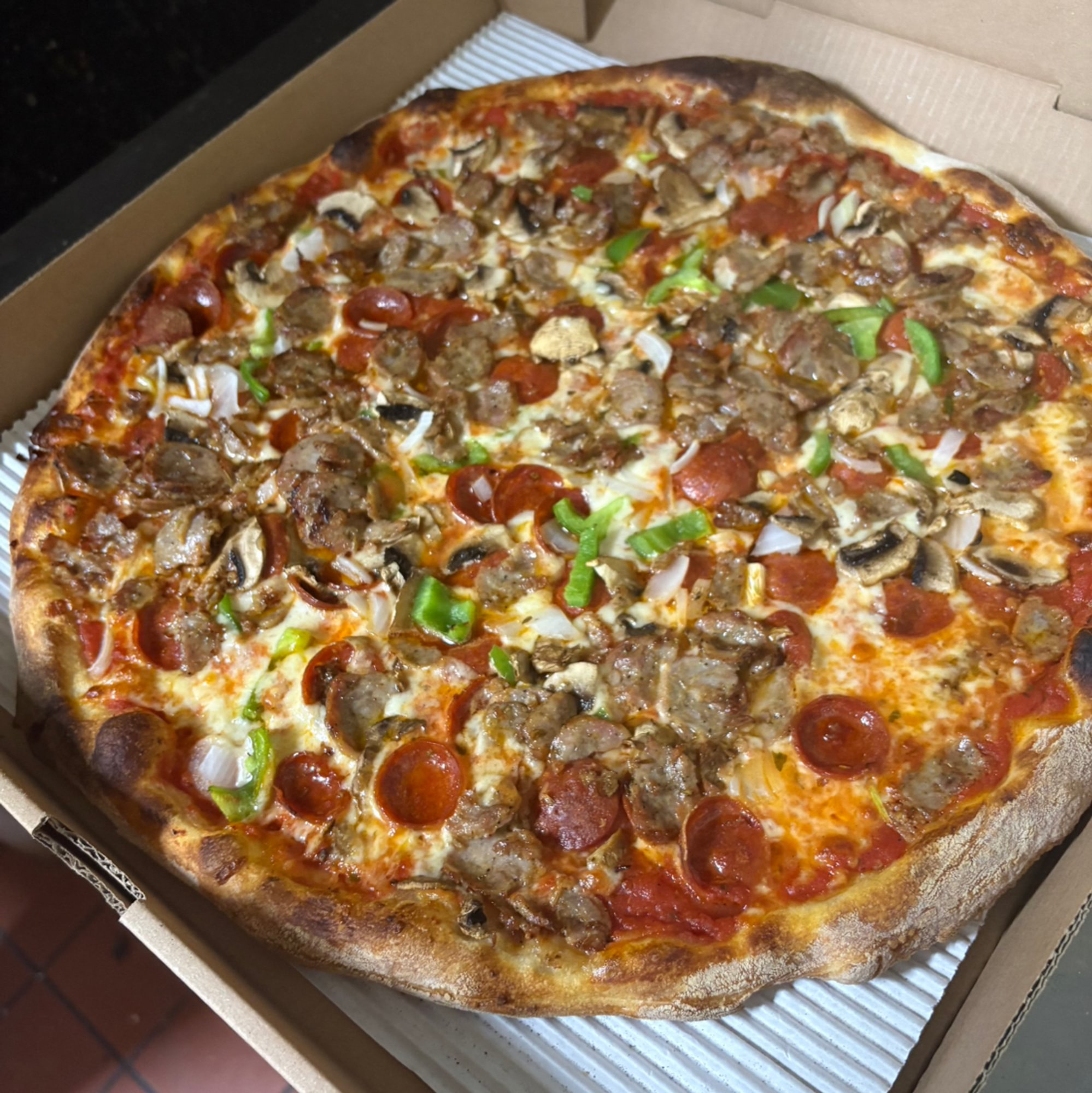 The Courthouse Special Pizza