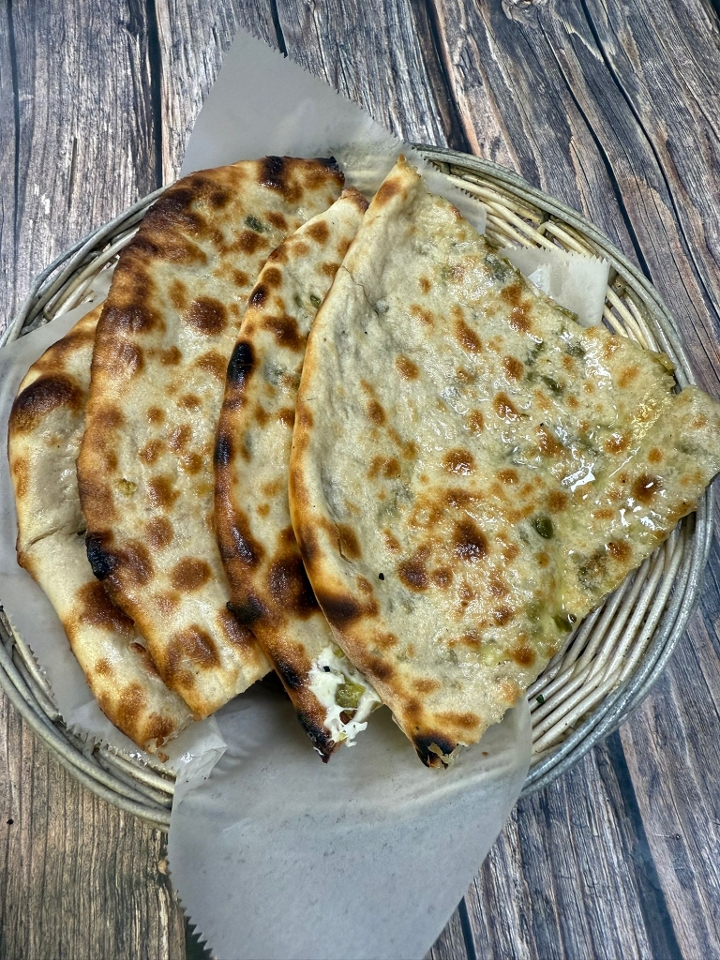JALEPENO CHEESE NAAN