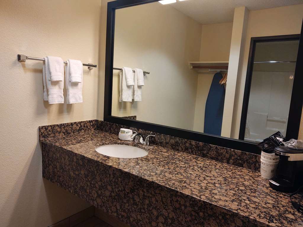 Best Western Paint Pony Lodge Image