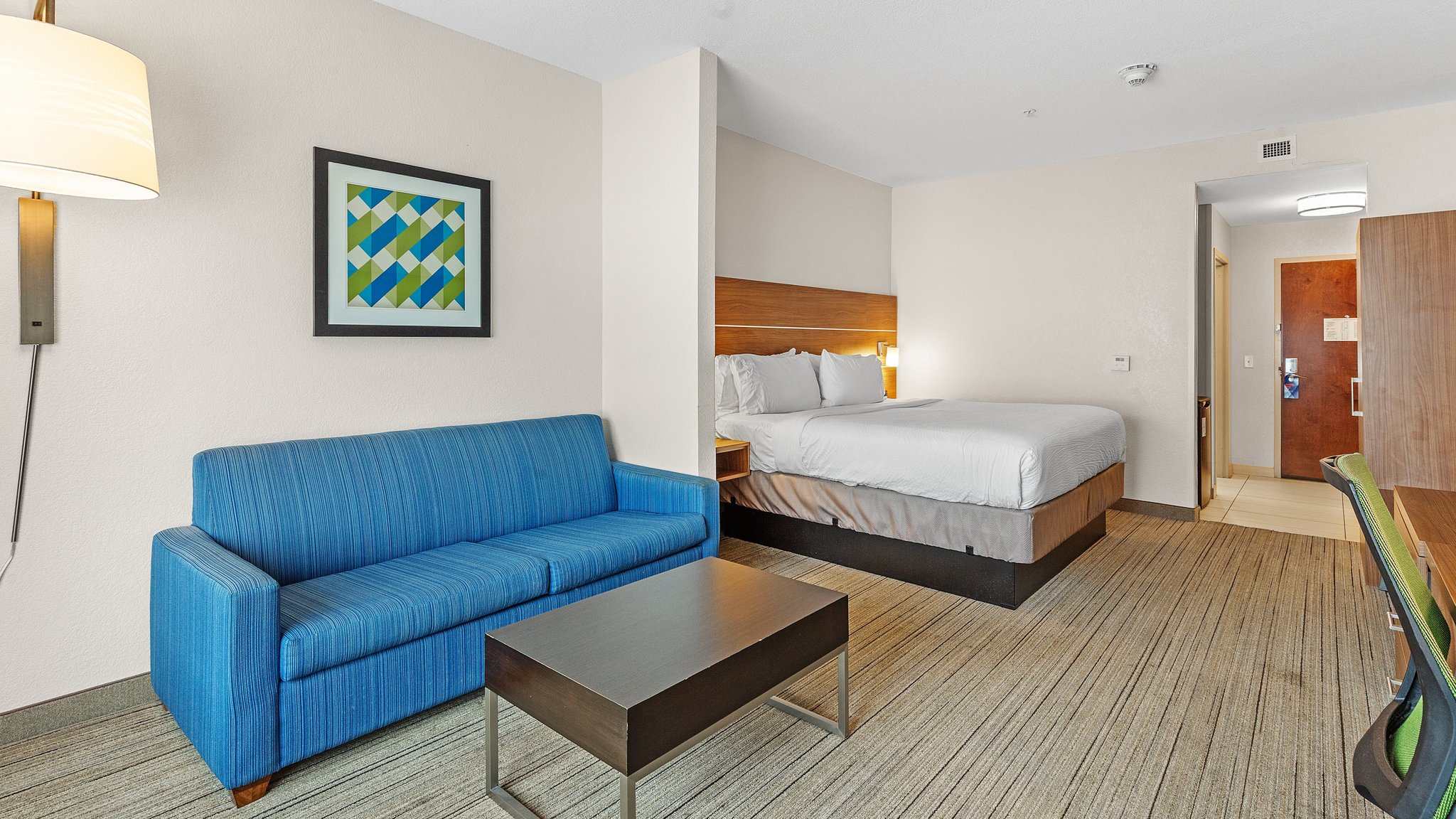 Holiday Inn Express & Suites Mobile - University Area by IHG Image