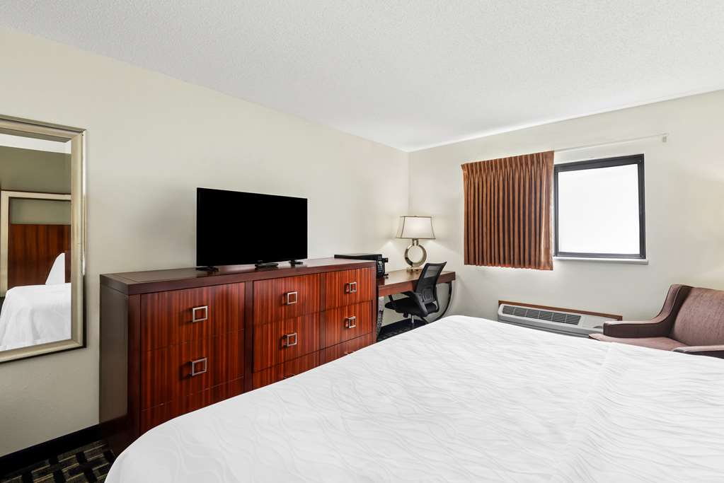 SureStay by Best Western Manchester Image