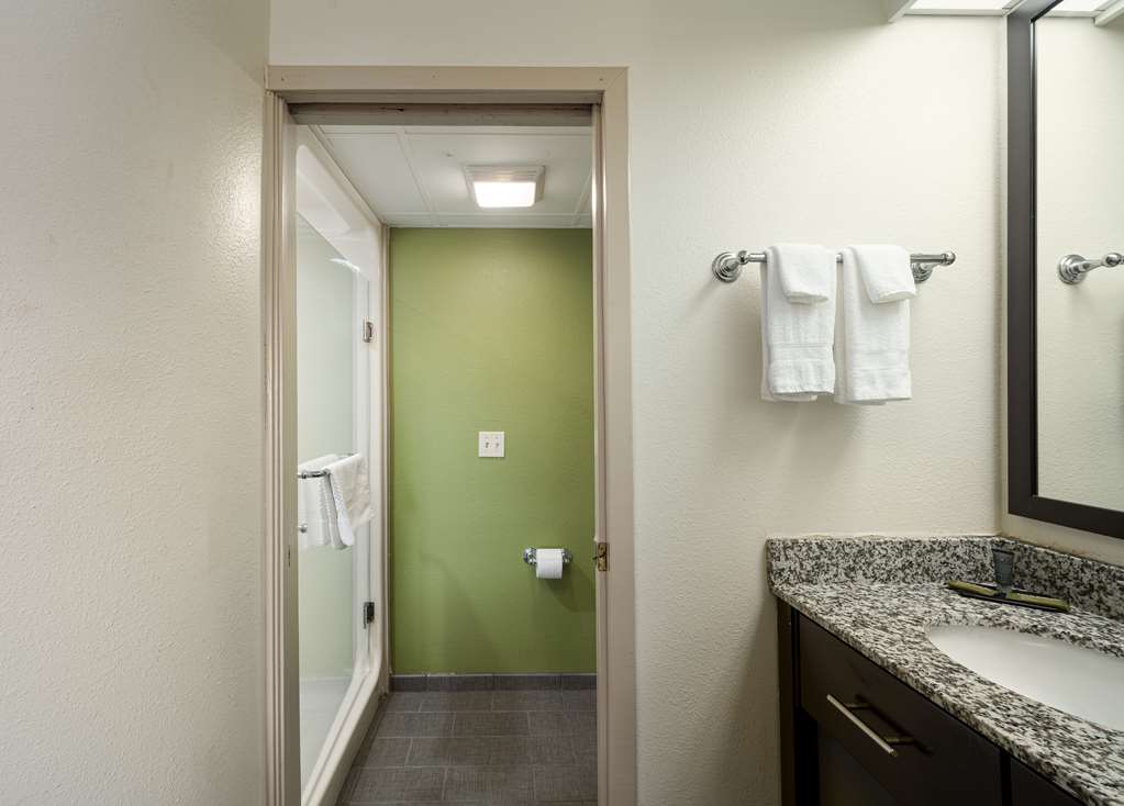 SureStay by Best Western Summerville Flowertown Image