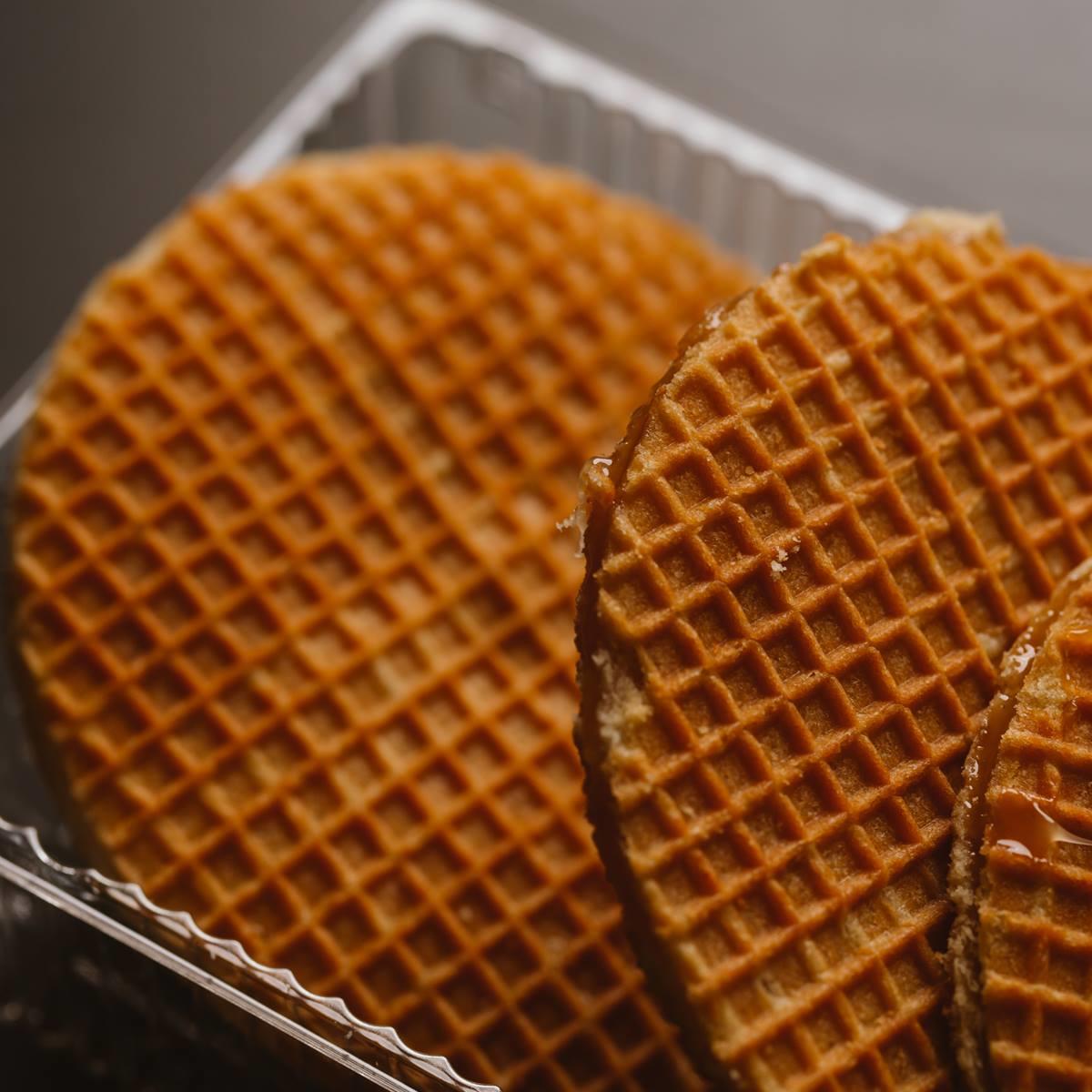 L'Orenta Nuts Caramel Stroopwafels from The Netherlands