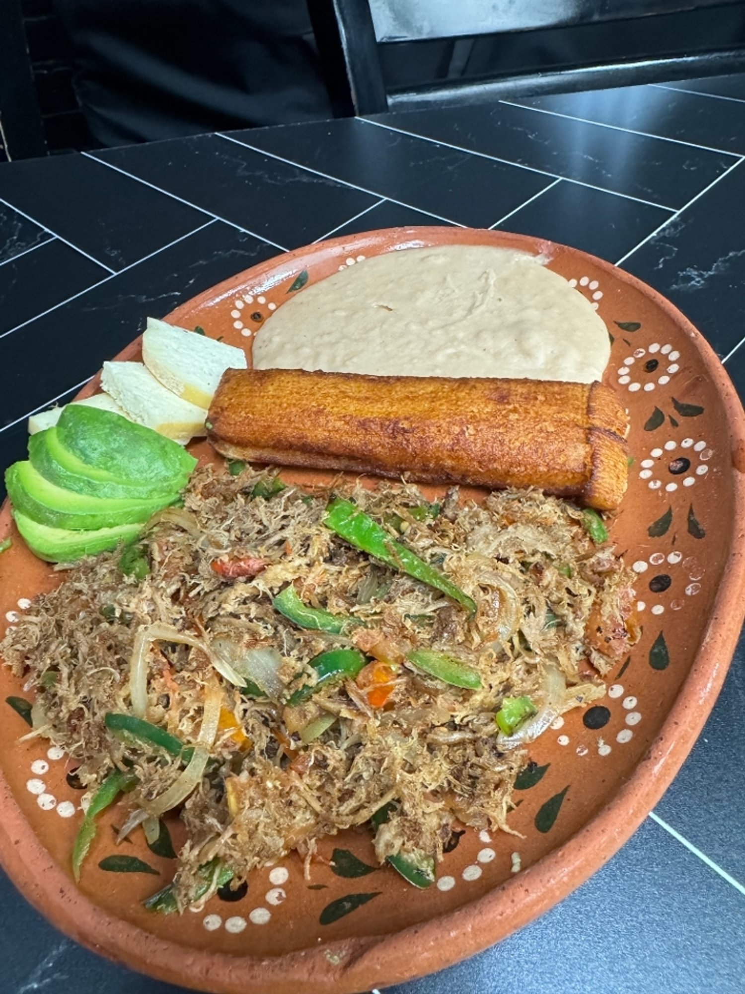Machaca plate