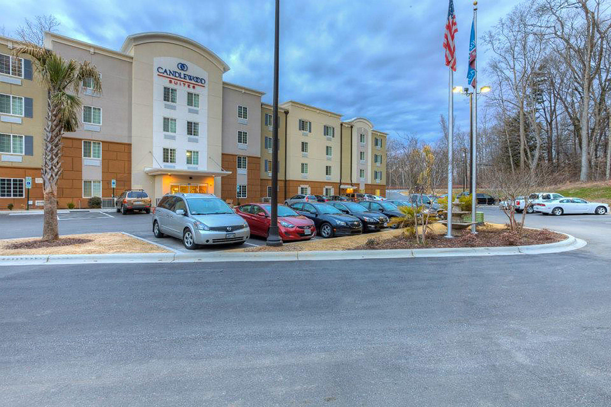 Candlewood Suites Mooresville/Lake Norman,NC Photo