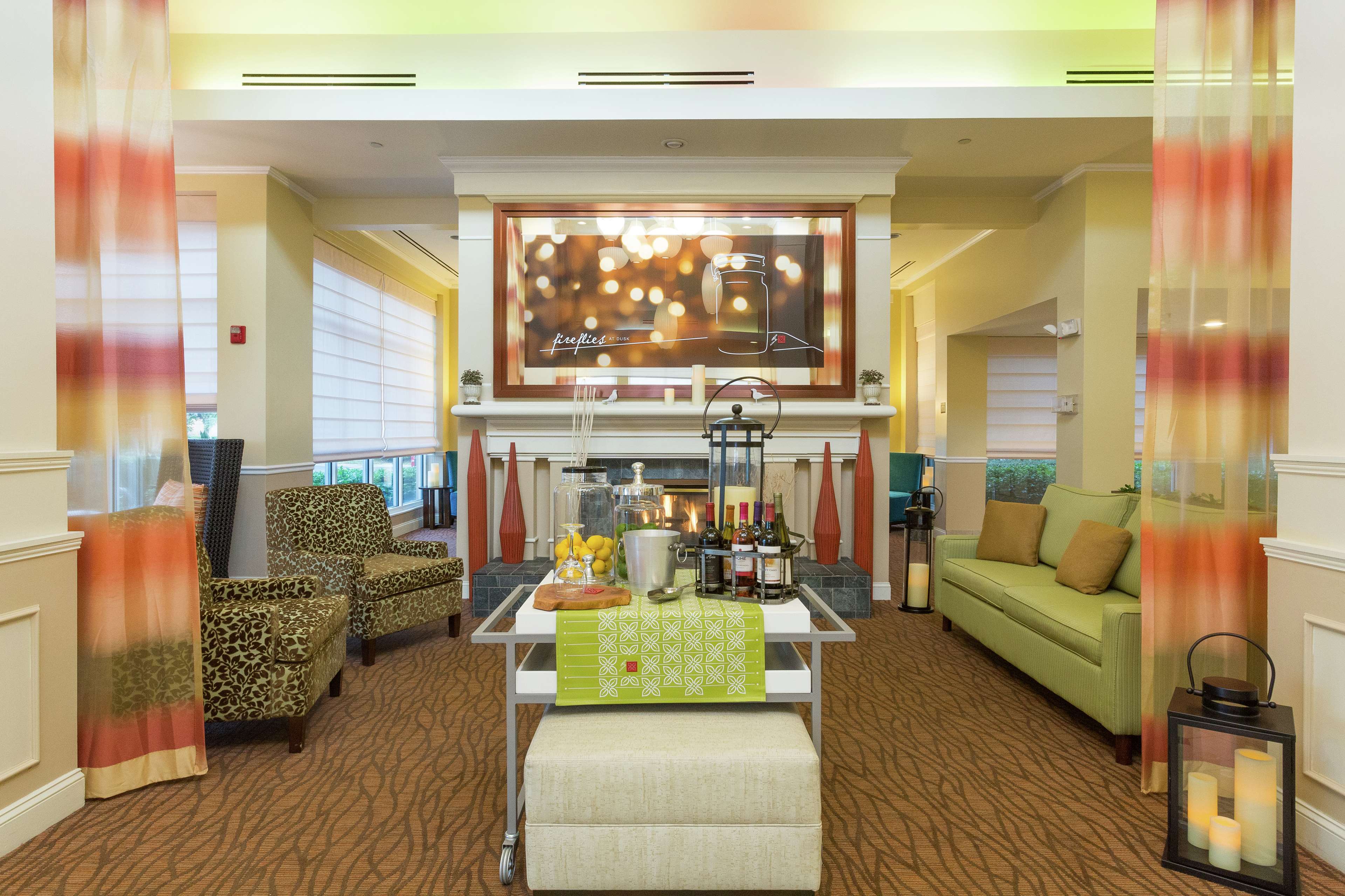 Hilton Garden Inn Jacksonville Airport Photo