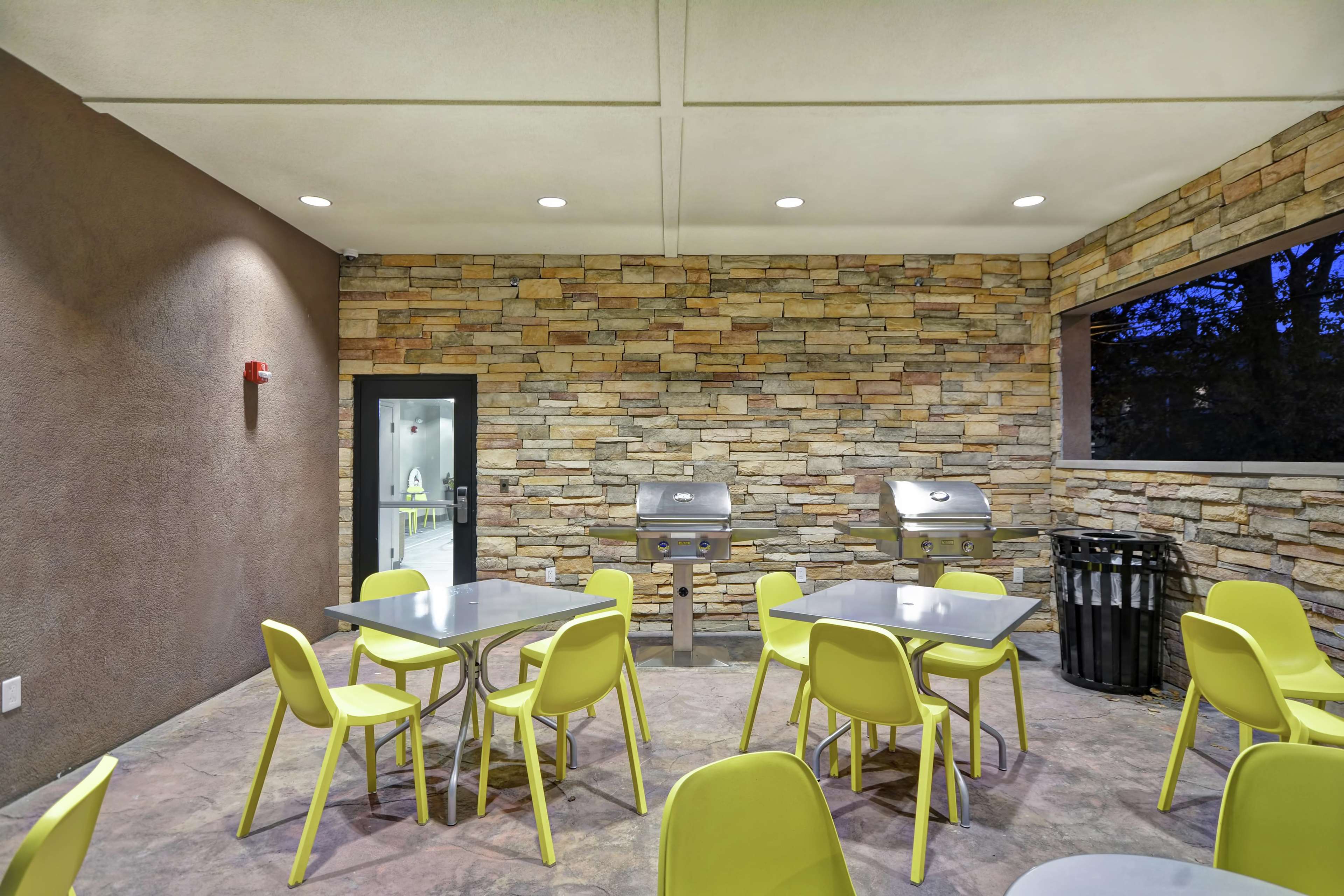 Home2 Suites by Hilton Carbondale Photo