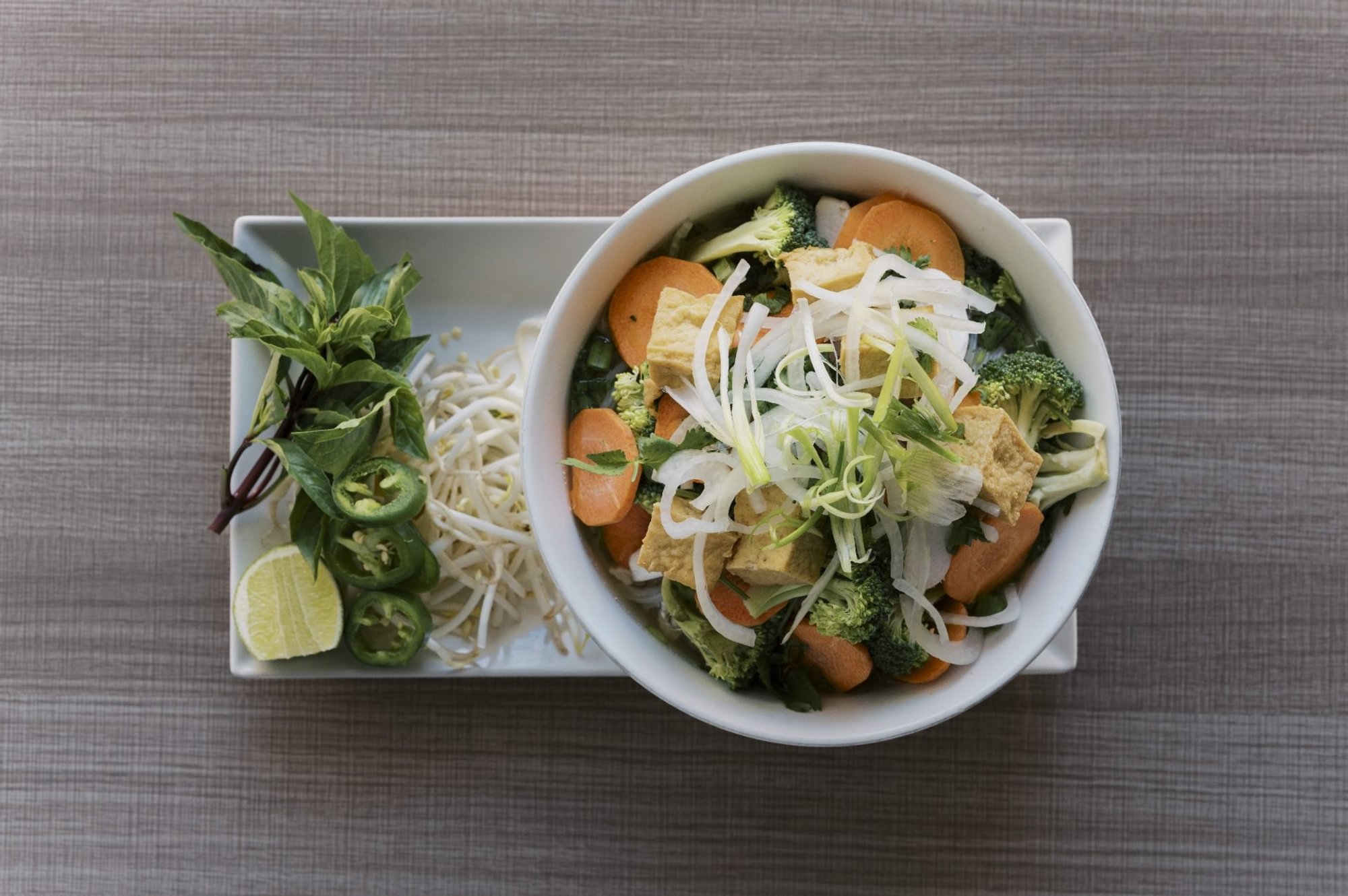 P4. Vegetarian Pho