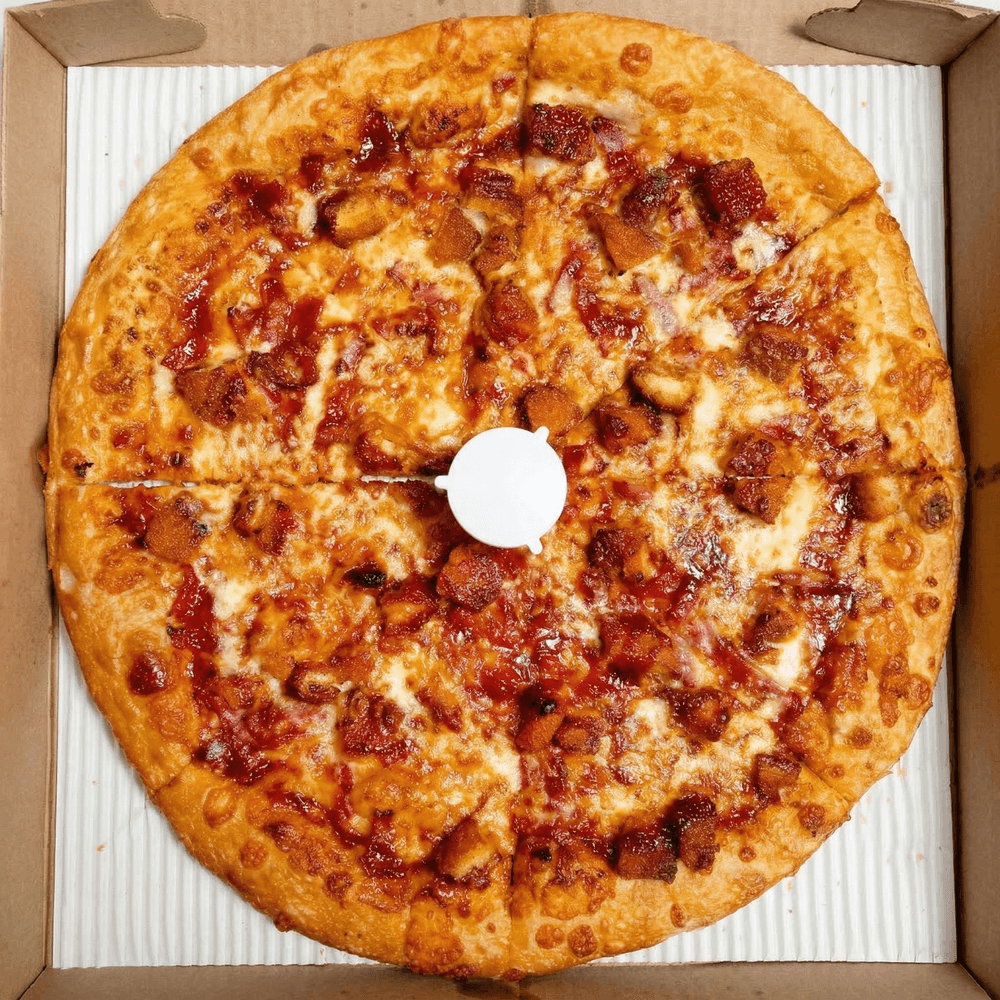 Spicy BBQ Crispy Chicken Pizza