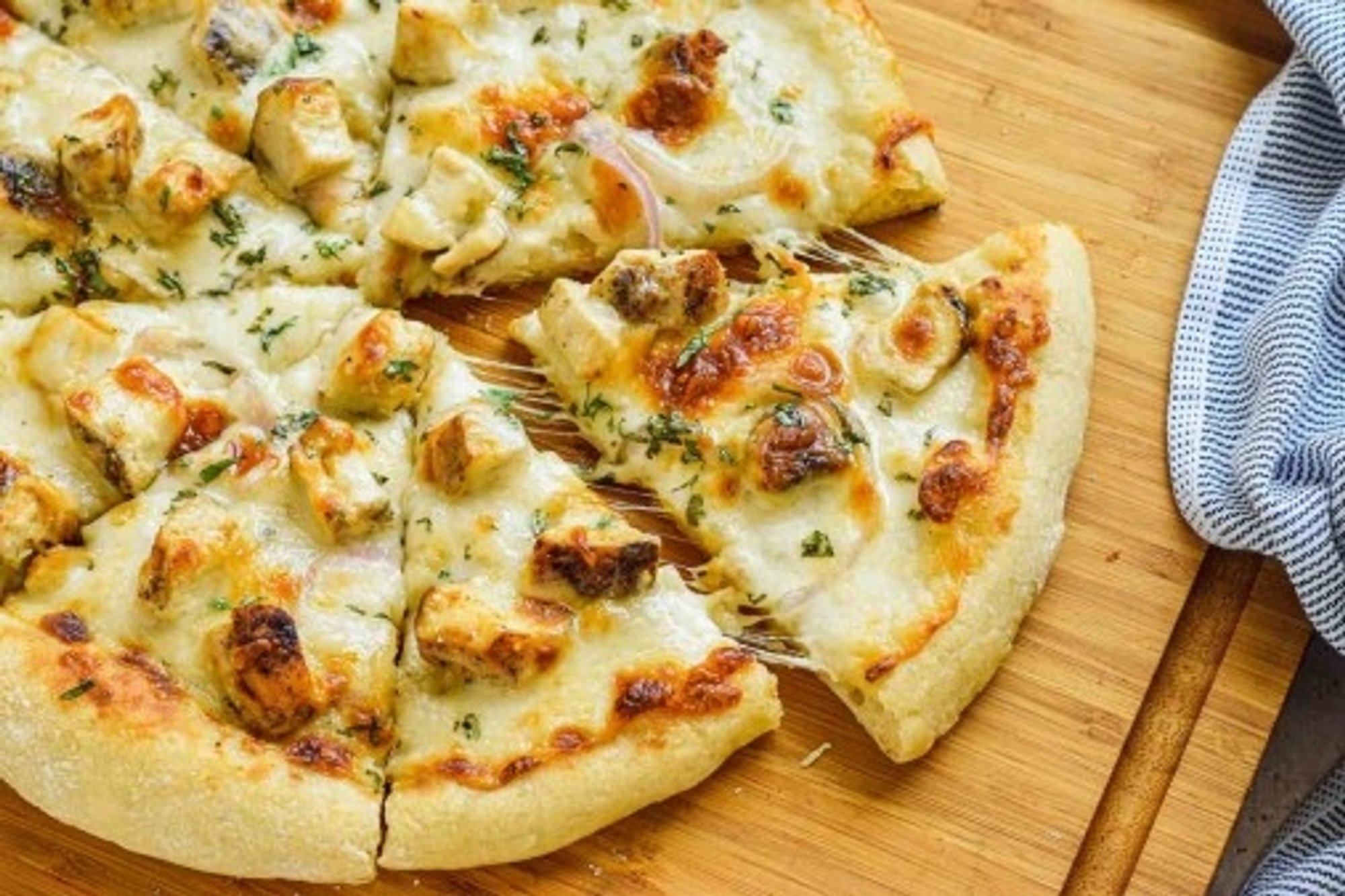 Chicken Alfredo Pizza - Small 8"