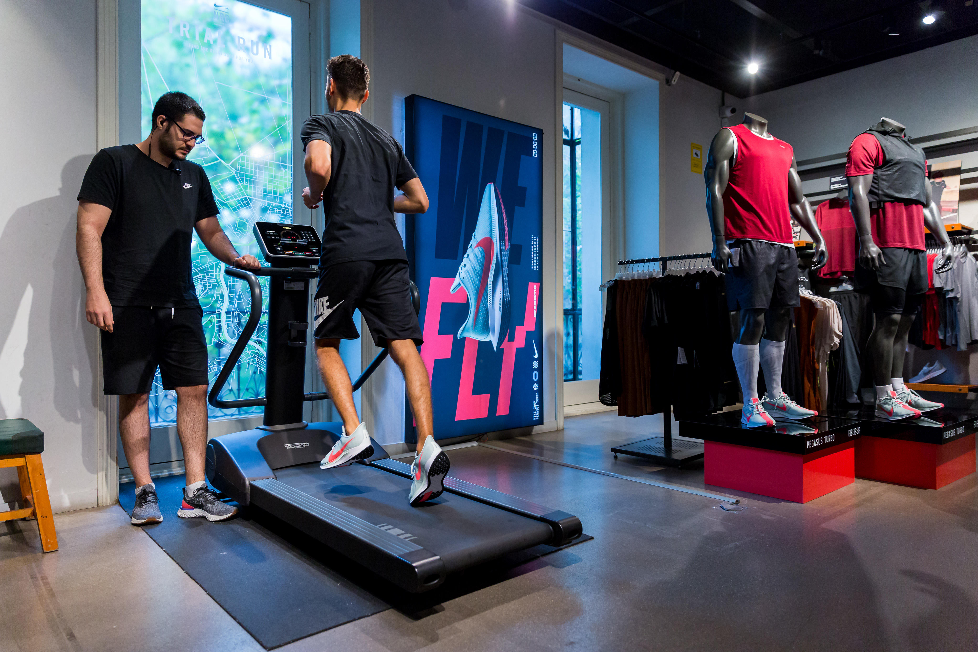 Images Nike Store Serrano