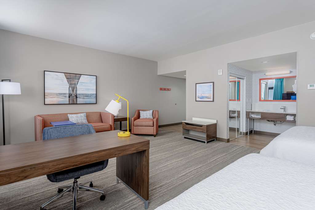 Hampton Inn & Suites Orange Beach/Gulf Front Image