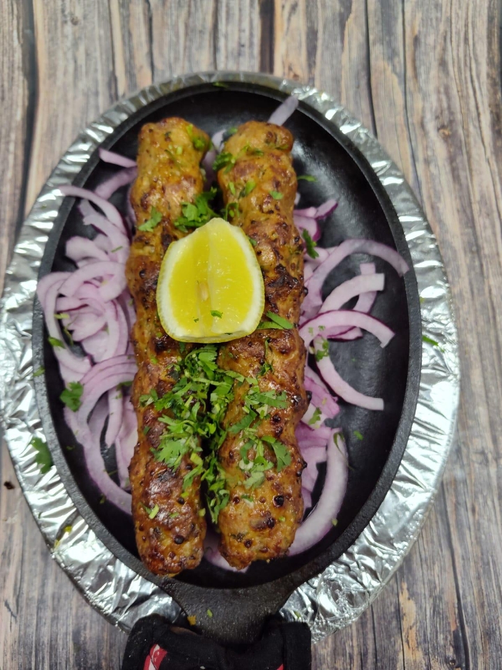 CHICKEN SEEKH KABAB