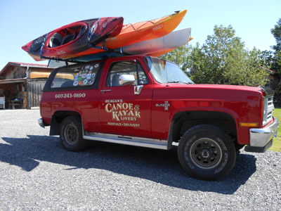 Reagan&apos;s Canoe &amp; Kayak Livery Logo