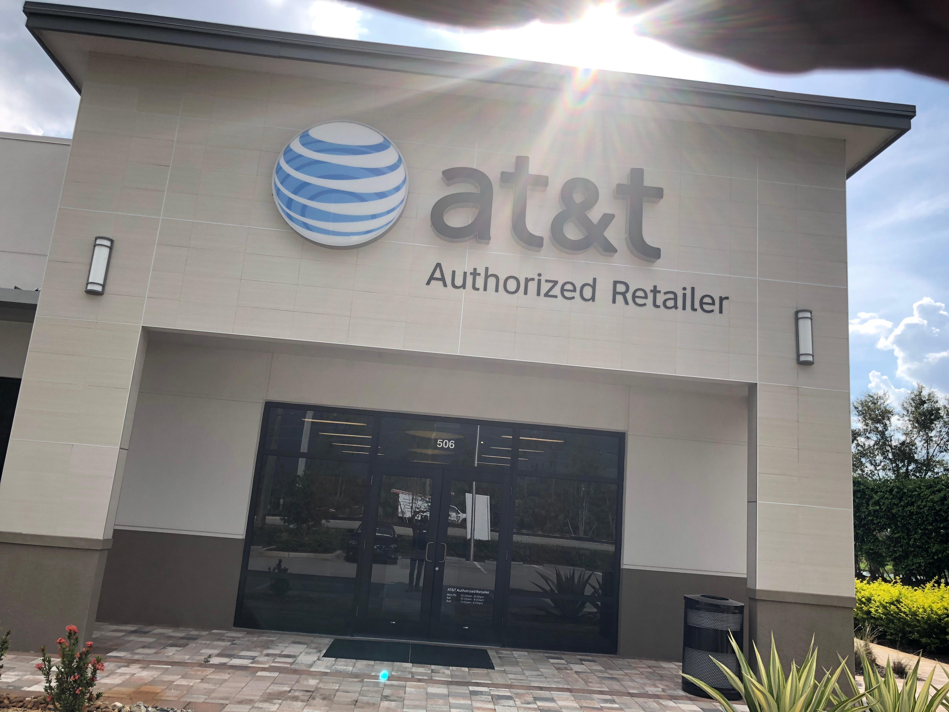 AT&T Store Photo