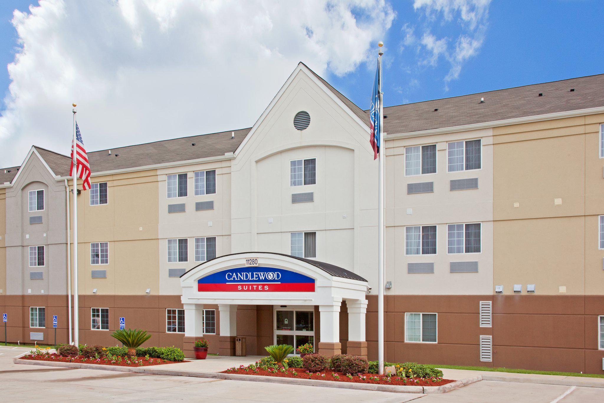 Candlewood Suites Houston Westchase - Westheimer Photo