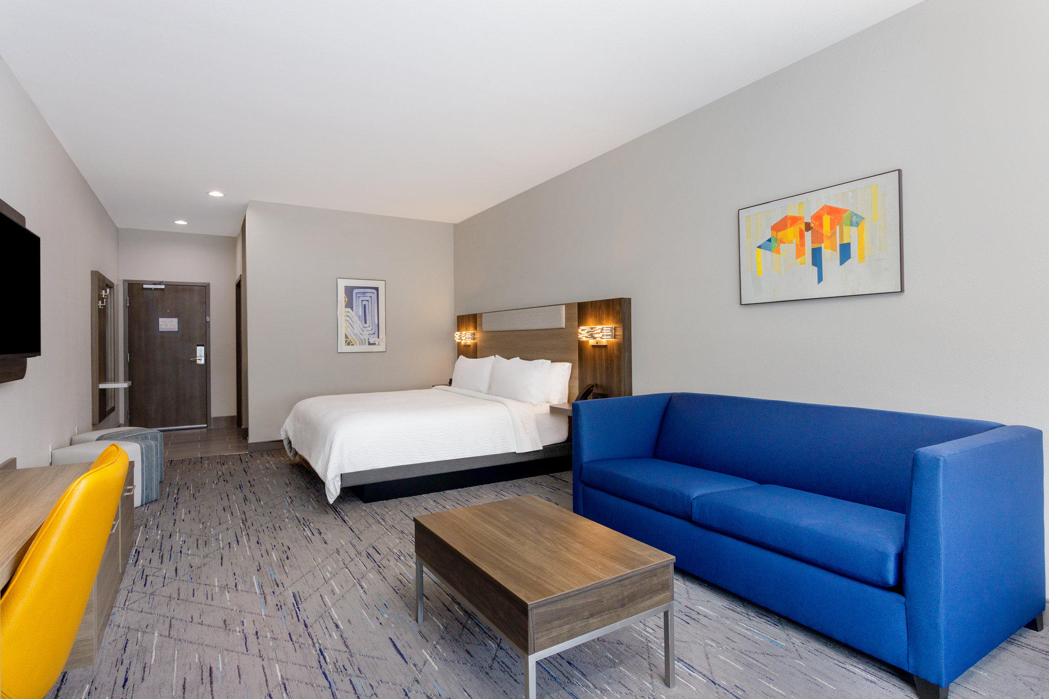 Holiday Inn Express & Suites Tampa Stadium - Airport Area by IHG Image