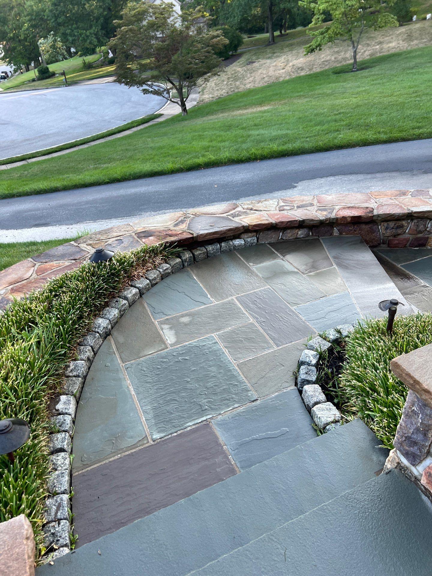 SUDS Power Washing Image