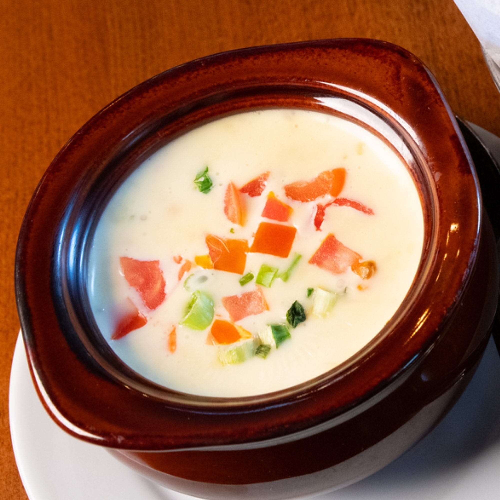 Queso Dip Con Jalapeño