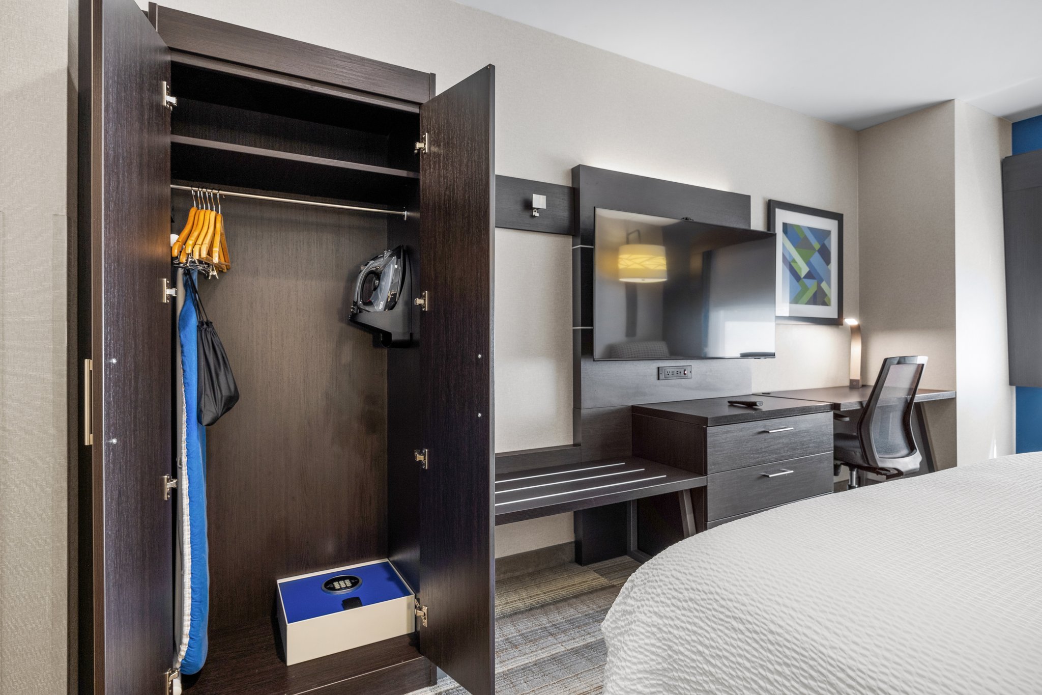 Holiday Inn Express Sunnyvale - Silicon Valley by IHG Image