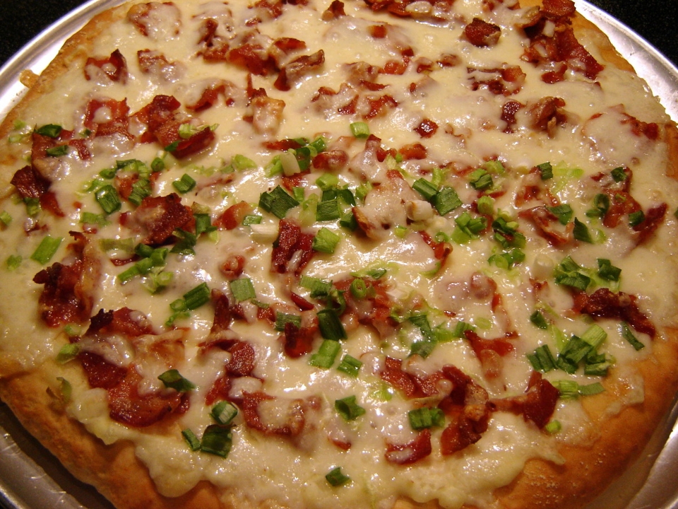 Large 16" Carbonara Pizza