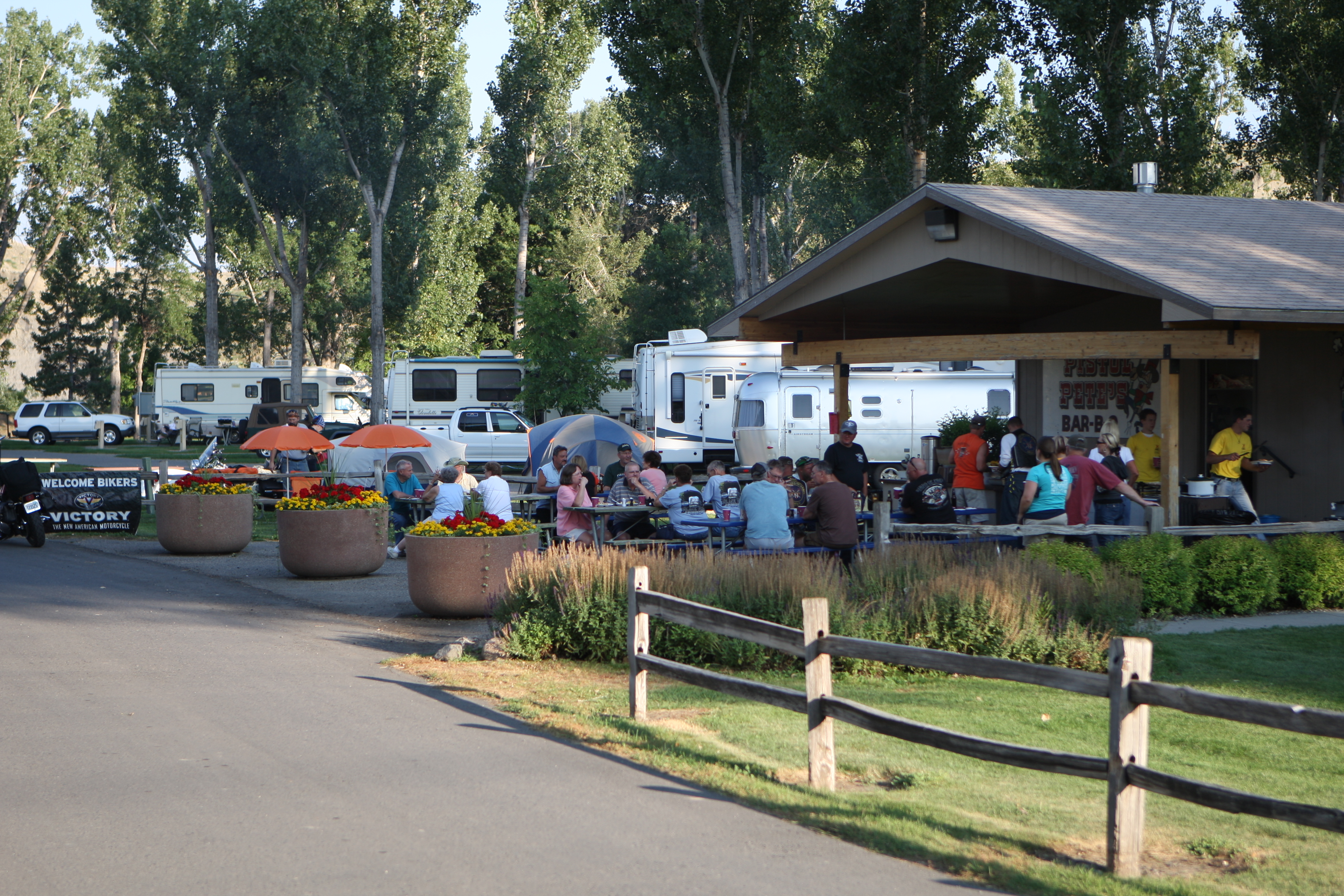 Billings KOA Holiday Photo