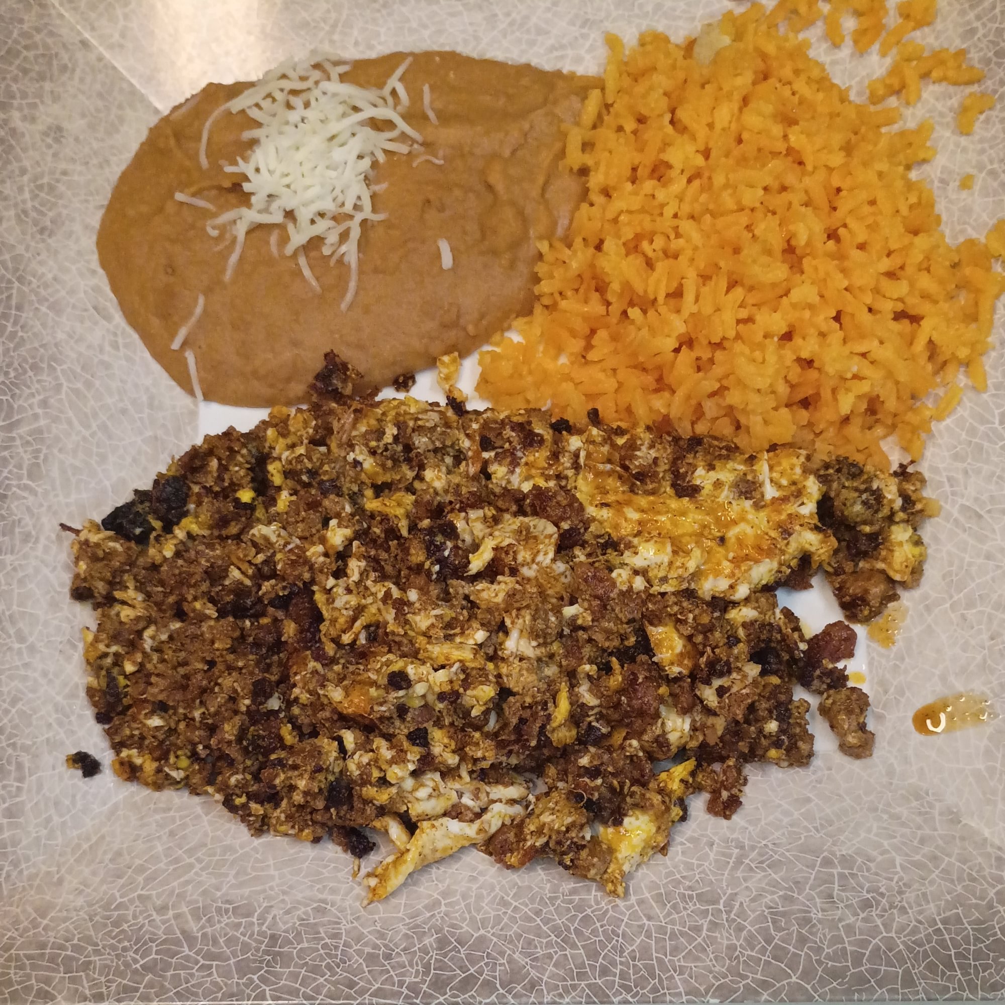 Lonche Huevos con Chorizo