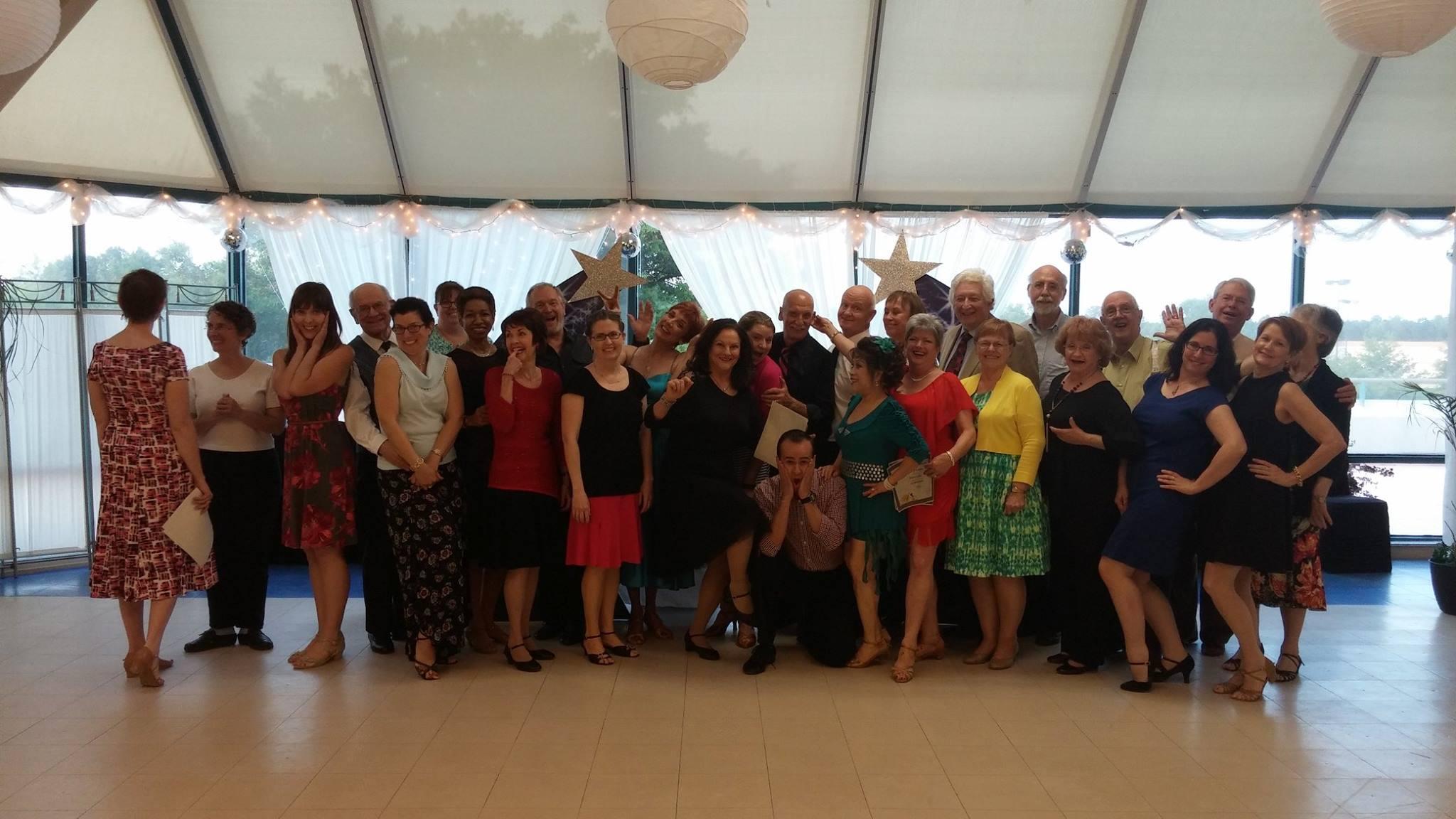 A Step To Gold International Ballroom Logo