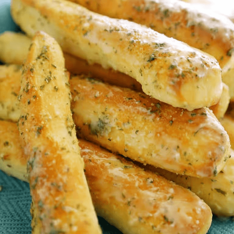 Breadsticks with Marinara (6)