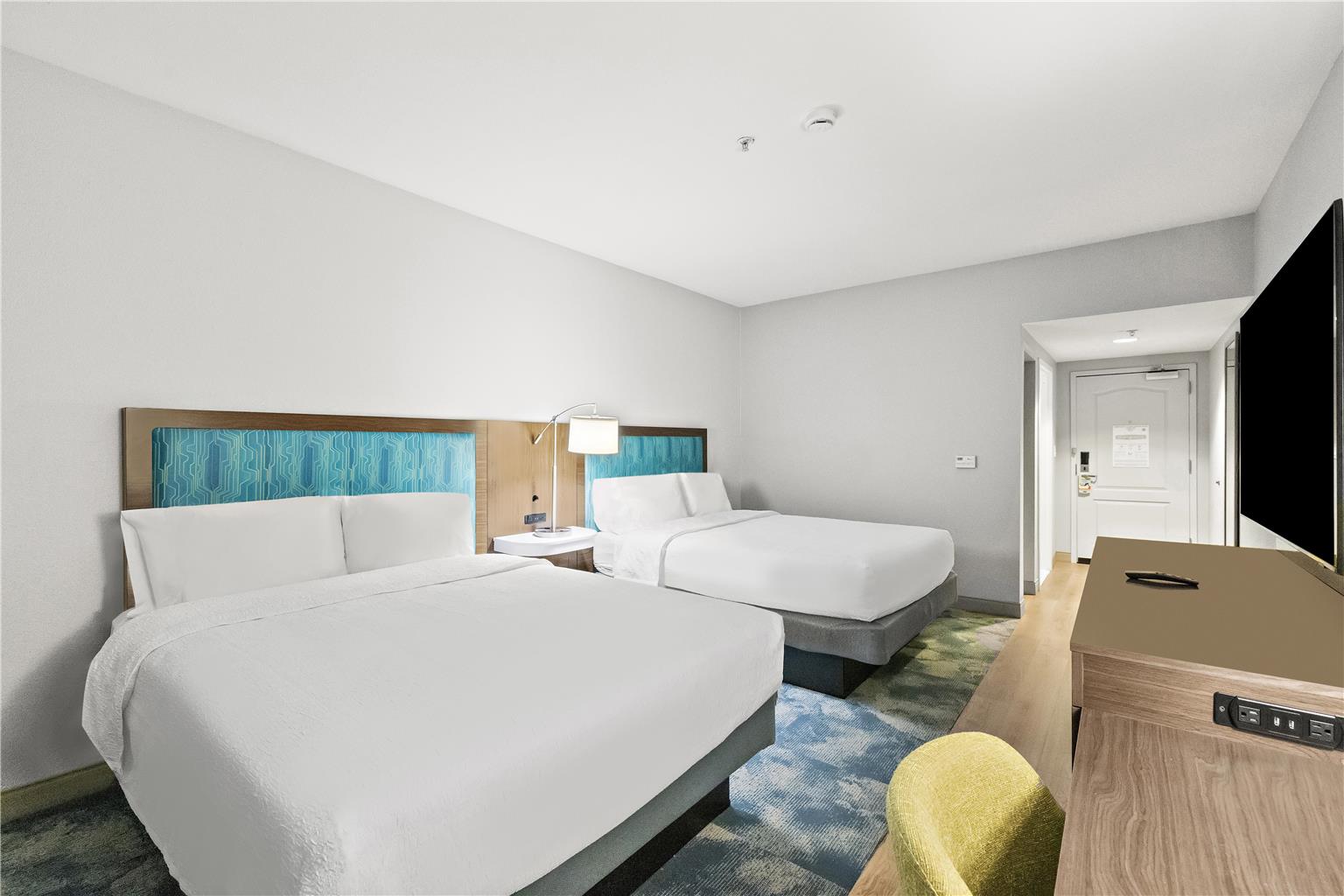 Hampton Inn & Suites Lancaster Image