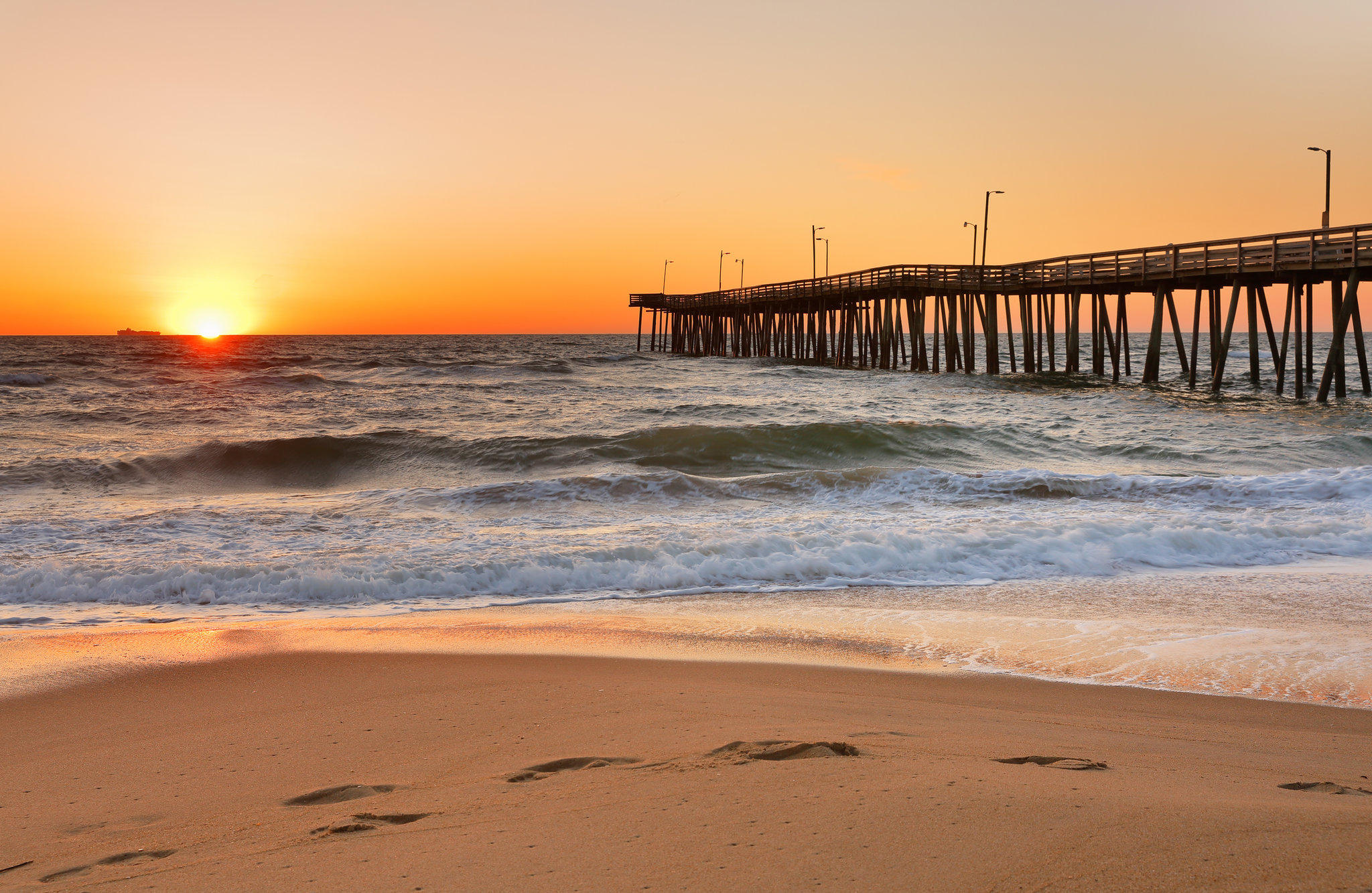 Holiday Inn VA Beach-Oceanside (21st St) Photo