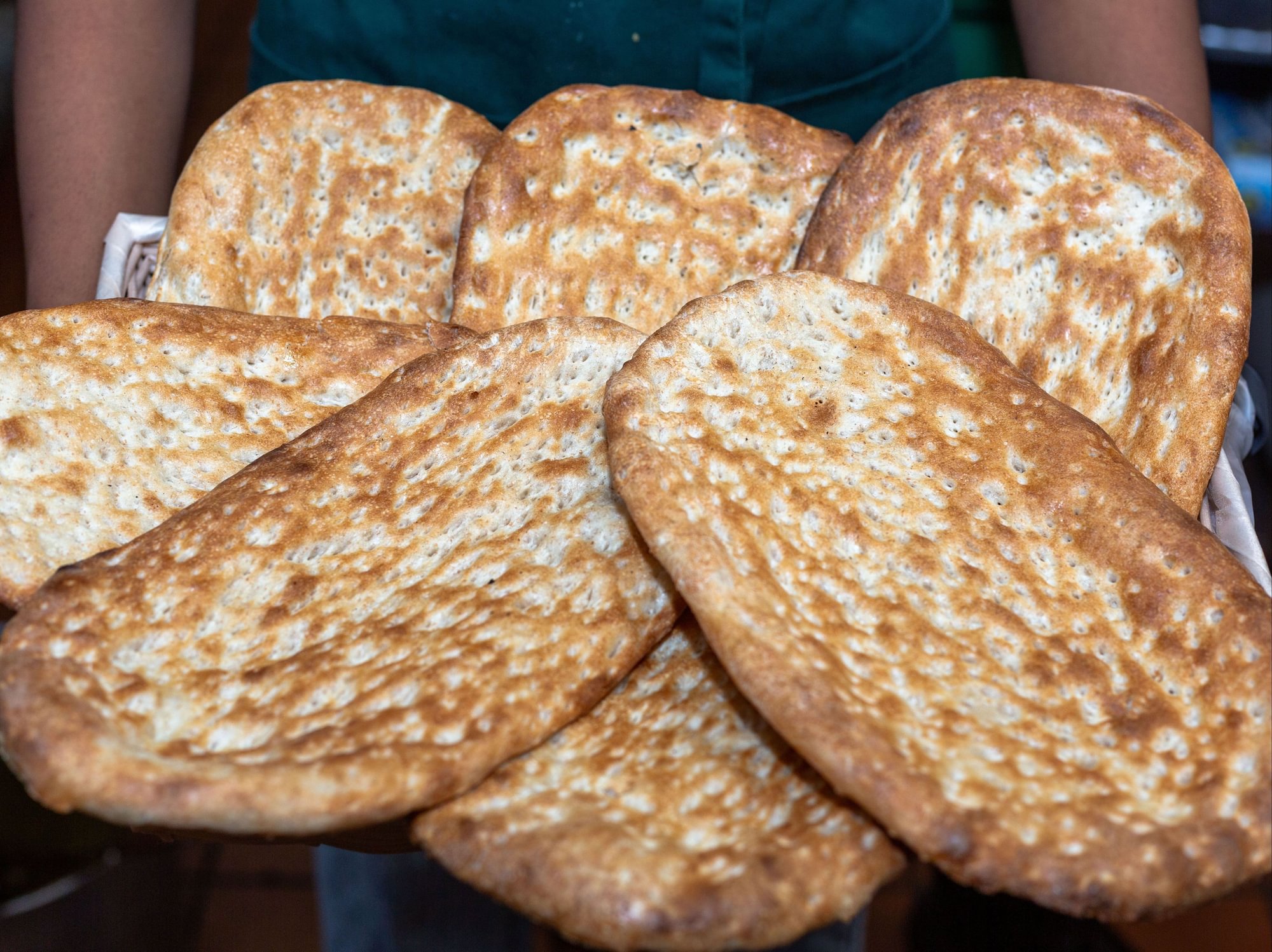 Naan Bread (Bag of 6 Pieces)