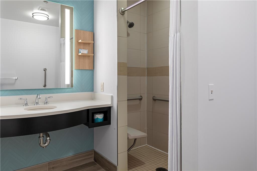 Hilton Garden Inn Auburn Image