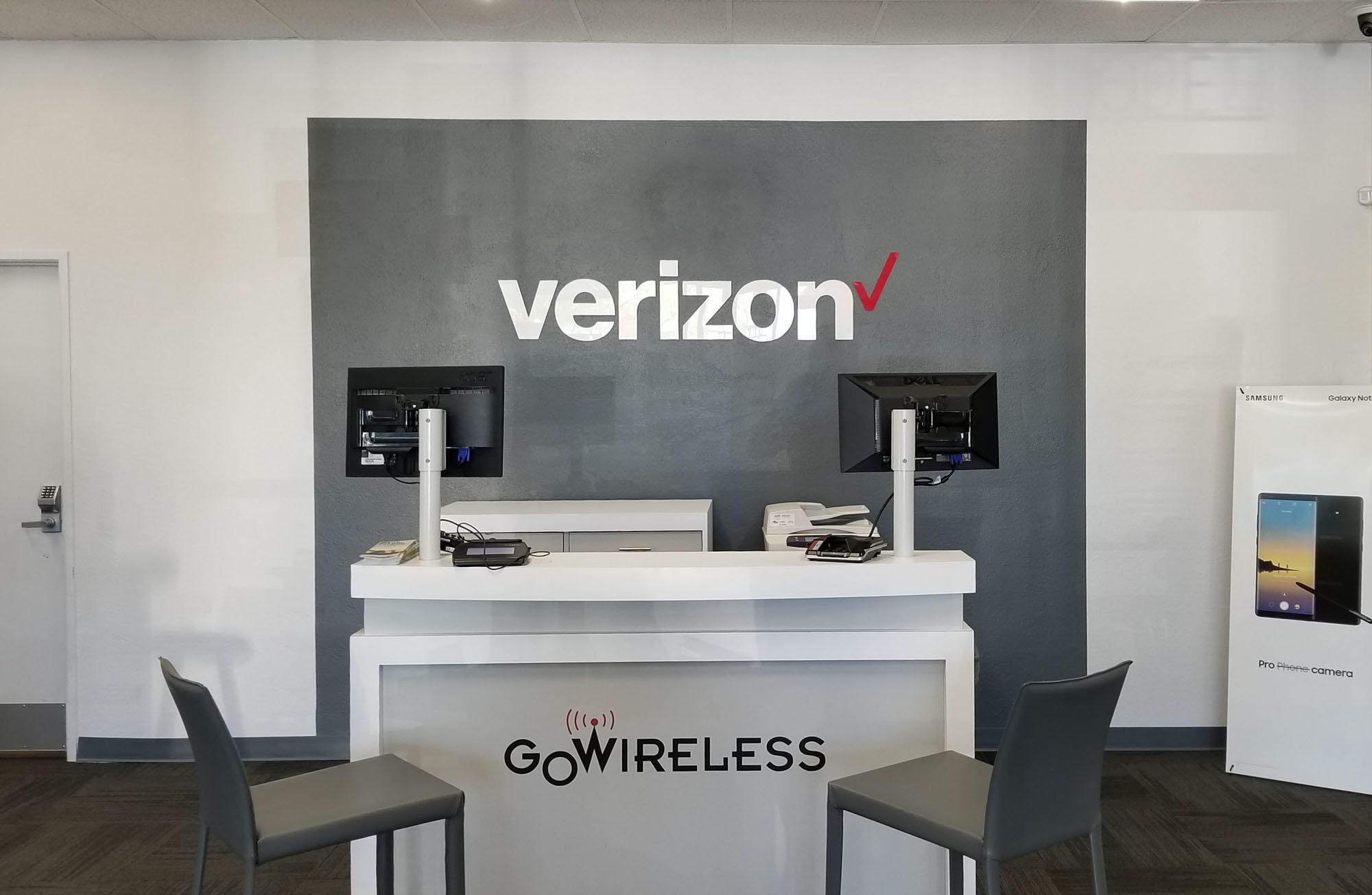 Verizon Authorized Retailer – GoWireless Photo