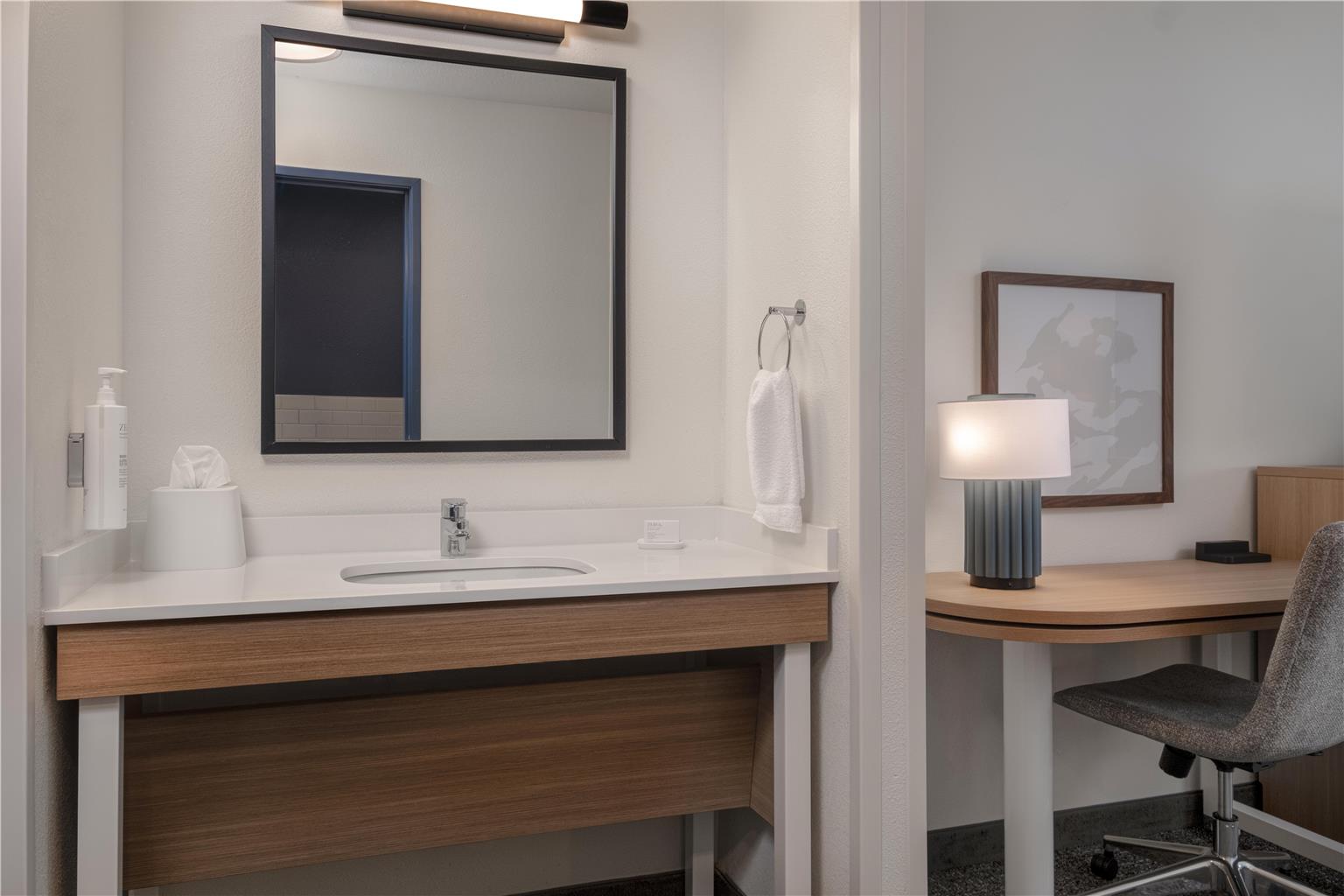 Spark by Hilton Springfield Eugene Image