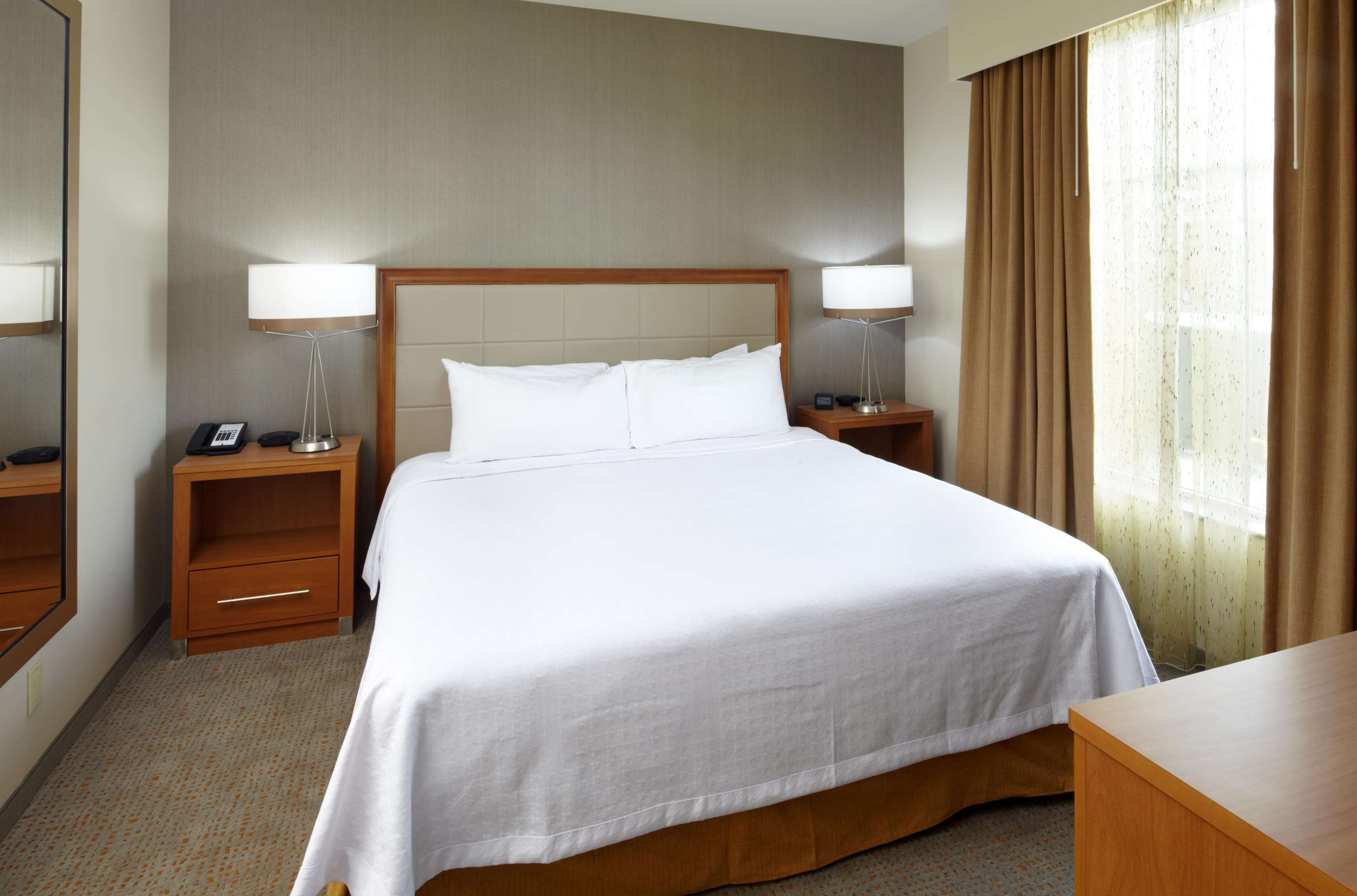 Homewood Suites by Hilton Pittsburgh Airport Robinson Mall Area PA Photo