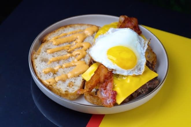2X1 Big Papa Sandwich Promo
